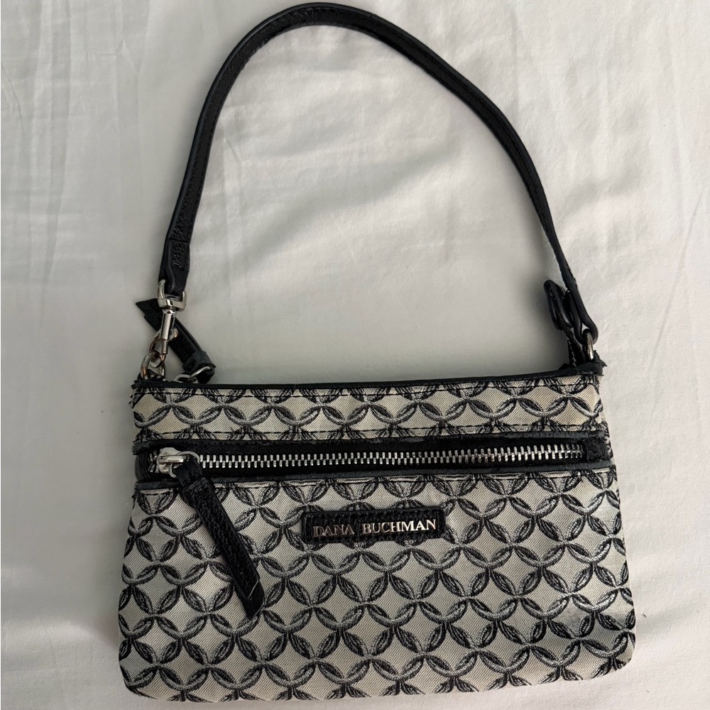 Dana Buchman Black and White Women's Bag used